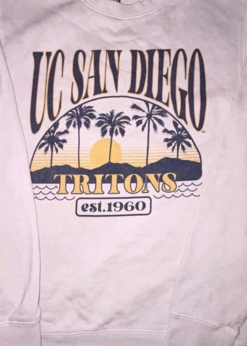 Uscape Apparel UC San Diego Tritons Sweatshirt Size S